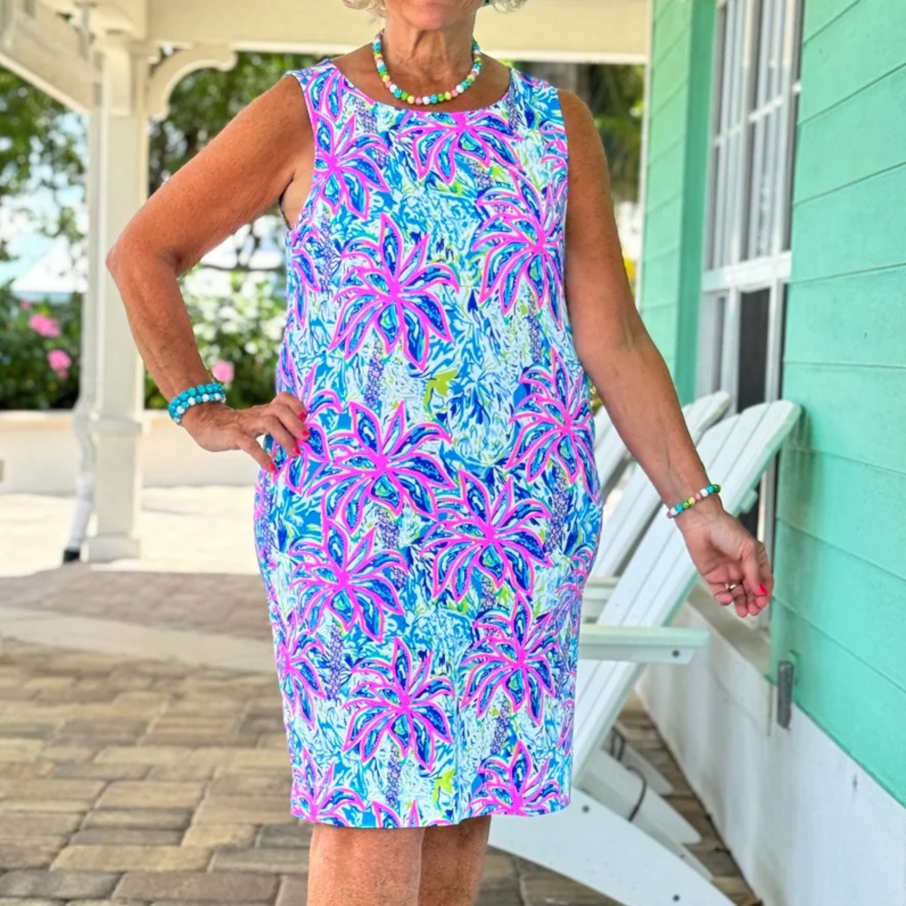 NWT. Lulu-B women’s dress in palm tree print. Bright colors. UPF50. Sheath style